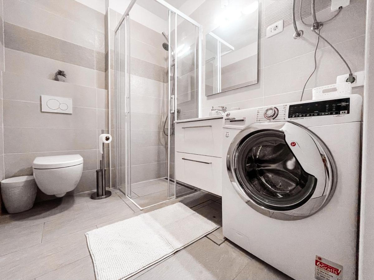 Riad Apartments Zgornje Skofije Luaran gambar